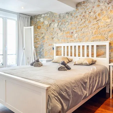 Precioso,amplio Y Centrico Calle San Antonio,reformado, Al Lado De La Catedral De * オビエド