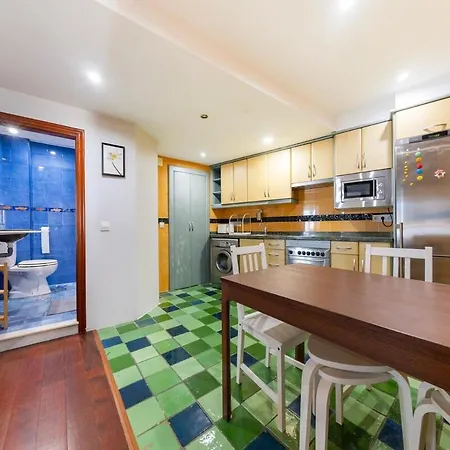 Precioso,amplio Y Céntrico Calle San Antonio,reformado, Al Lado De La Catedral De *