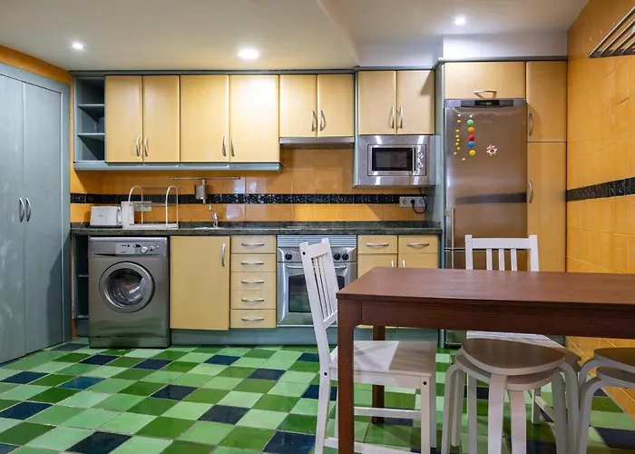 Precioso,amplio Y Centrico Calle San Antonio,reformado, Al Lado De La Catedral De Oviedo