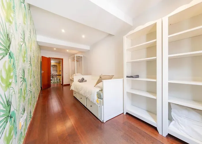 Appartamento Precioso,amplio Y Céntrico Calle San Antonio,reformado, Al Lado De La Catedral De Oviedo